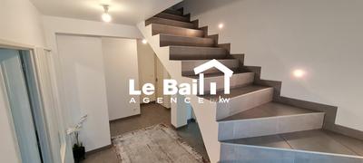 Maison - 228 m² - 8 pièces