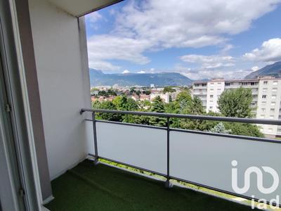 Appartement - 88 m² - 5 pièces