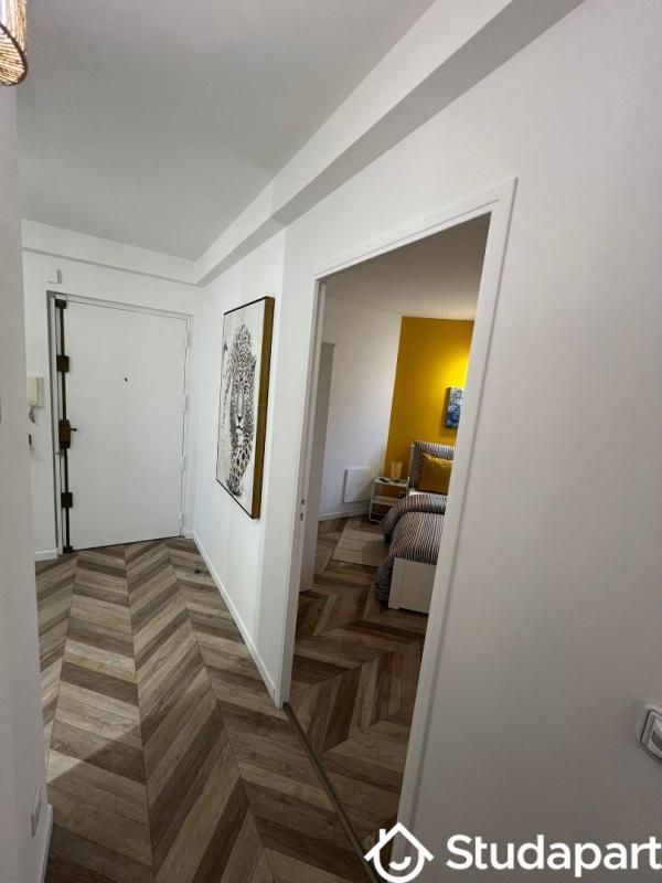 Chambre - 11 m² - 1 pièce