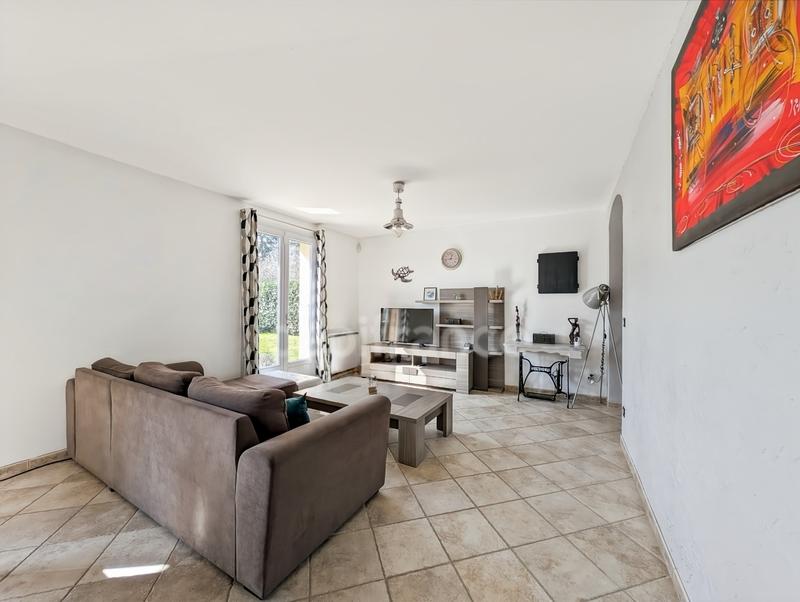 Maison - 121 m² - 5 pièces