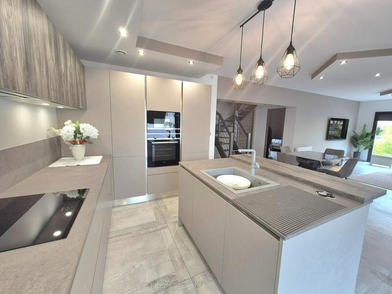 Maison - 88 m² - 5 pièces