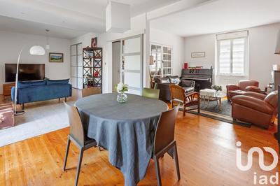 Maison - 185 m² - 7 pièces