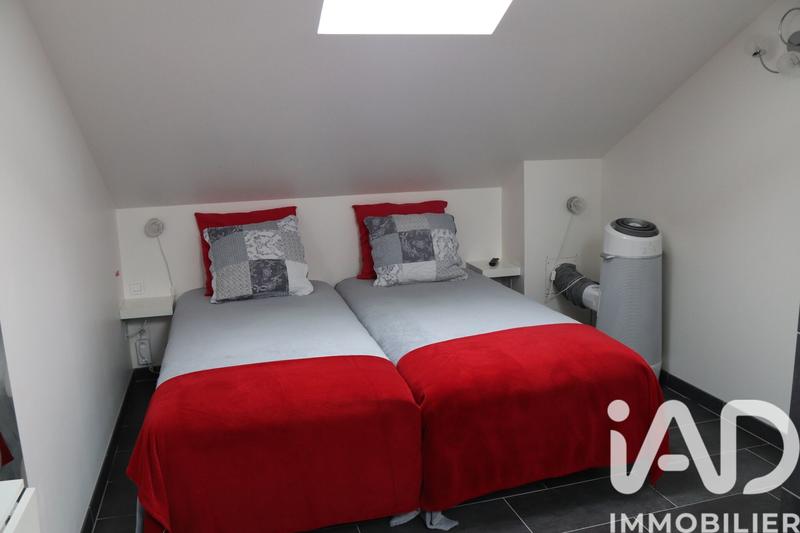 Maison - 305 m² - 10 pièces