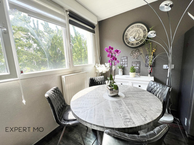 Appartement - 85 m² - 4 pièces