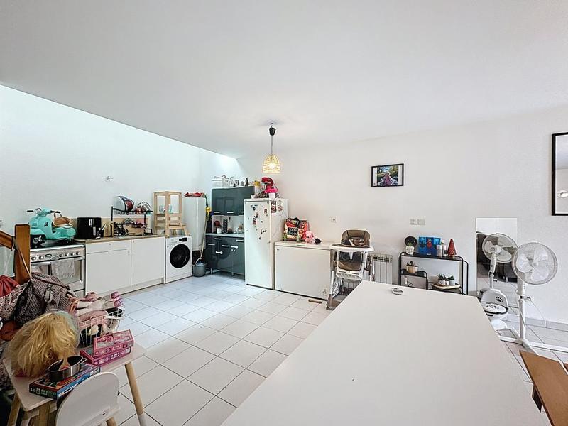 Appartement - 75 m² - 3 pièces