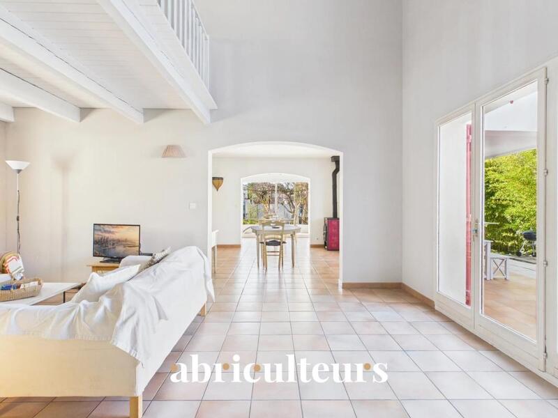 Maison ancienne - 170 m² - 7 pièces