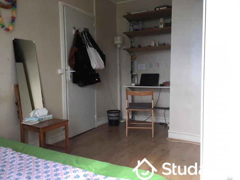 Chambre - 11 m² - 1 pièce