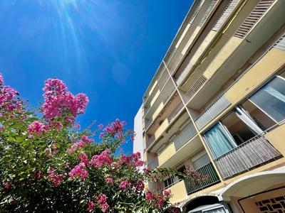 Appartement ancien - 44 m² - 2 pièces