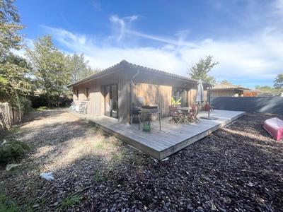 Maison - 110 m² - 4 pièces