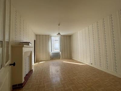 Maison de village - 97 m² - 4 pièces