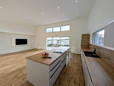 Maison - 118 m² - 4 pièces