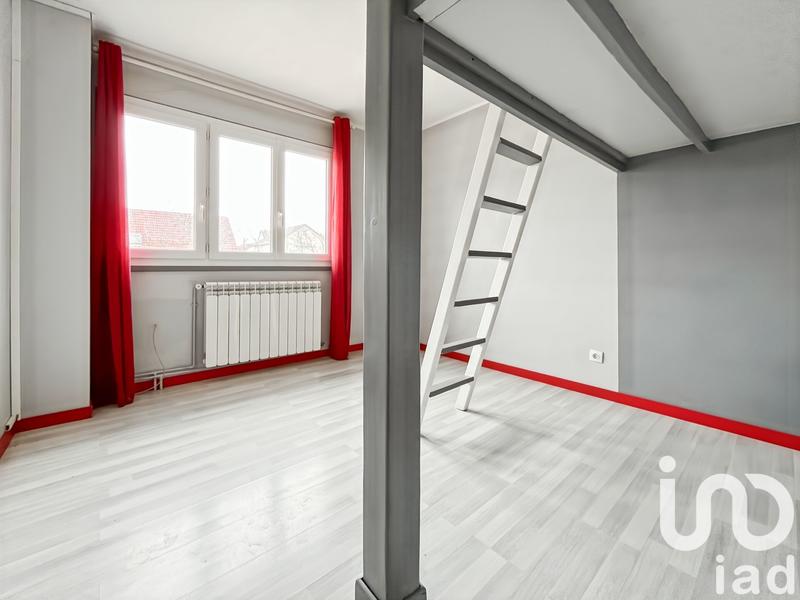 Maison - 93 m² - 6 pièces