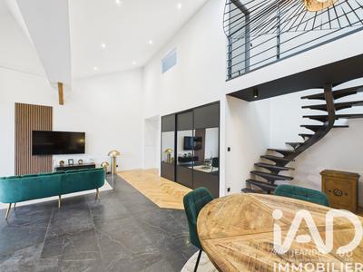 Loft - 111 m² - 5 pièces