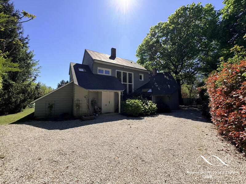 Maison - 185 m² - 6 pièces