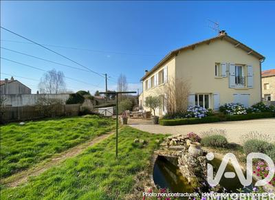 Maison - 180 m² - 7 pièces