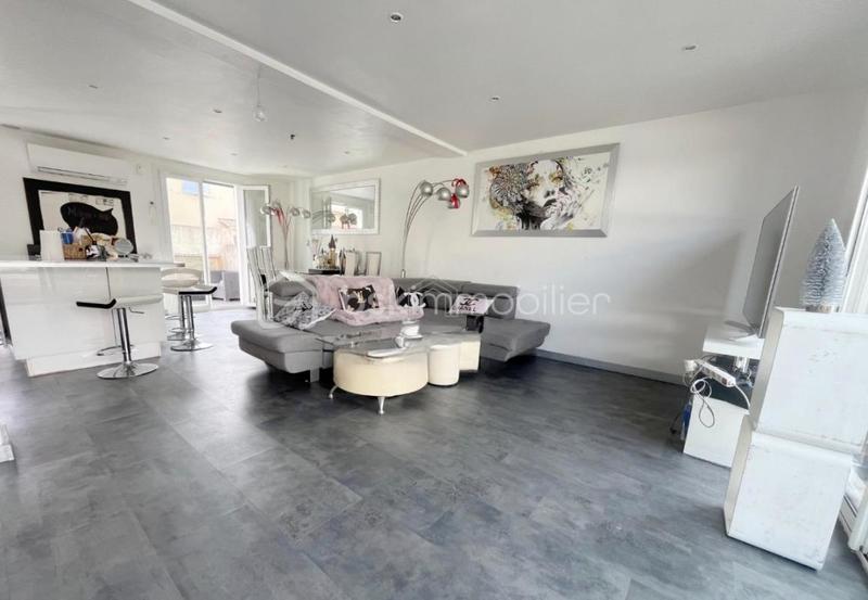 Villa - 90 m² - 4 pièces