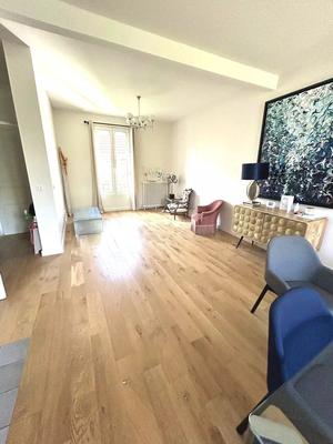 Maison - 156 m² - 7 pièces