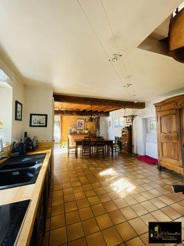 Maison ancienne - 190 m² - 10 pièces