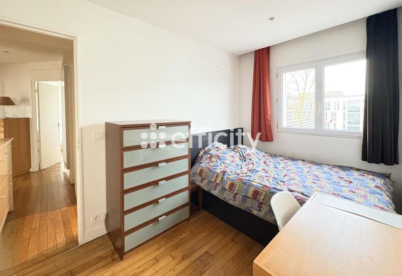 Appartement - 100 m² - 4 pièces