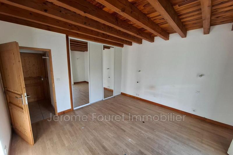 Maison traditionnelle - 147 m² - 6 pièces