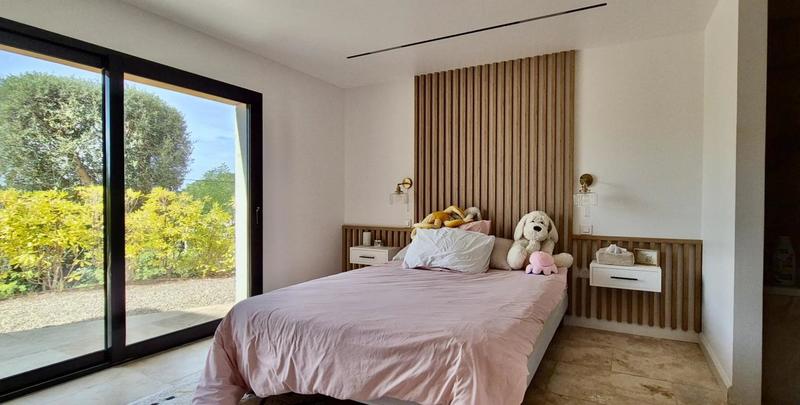 Villa - 204 m² - 6 pièces