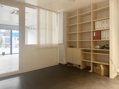Local commercial - 60 m² - 3 pièces