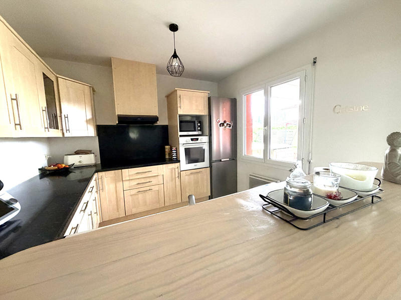 Maison - 98 m² - 4 pièces