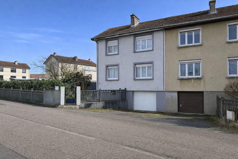 Maison - 80 m² - 4 pièces