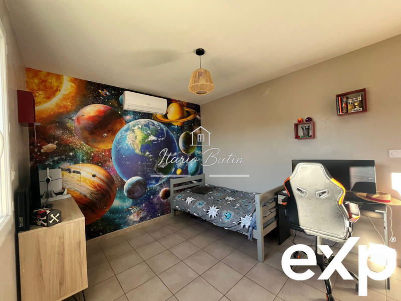 Villa - 132 m² - 8 pièces