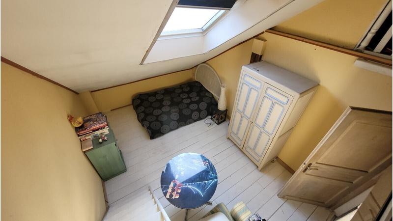 Maison - 245 m² - 11 pièces