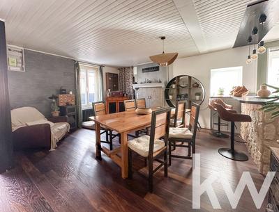 Maison jumelée - 86 m² - 4 pièces