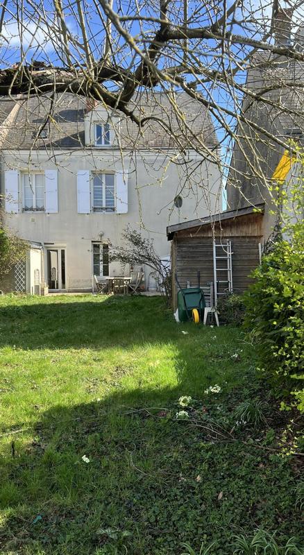 Maison de maîtres - 208 m² - 8 pièces