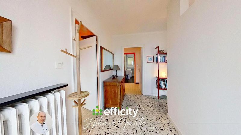 Villa - 184 m² - 8 pièces