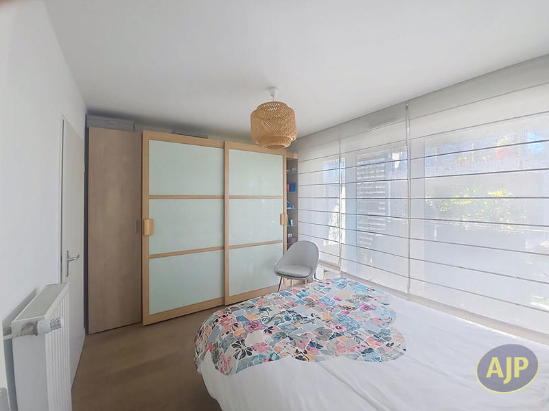 Appartement - 83 m² - 4 pièces