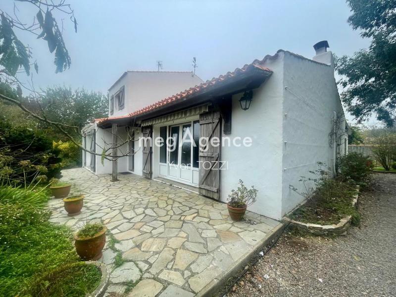 Maison - 140 m² - 6 pièces