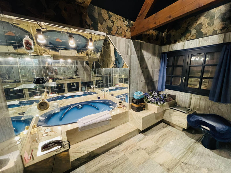 Maison - 208 m² - 8 pièces