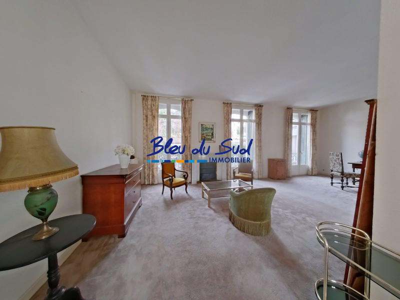 Maison - 196 m² - 10 pièces