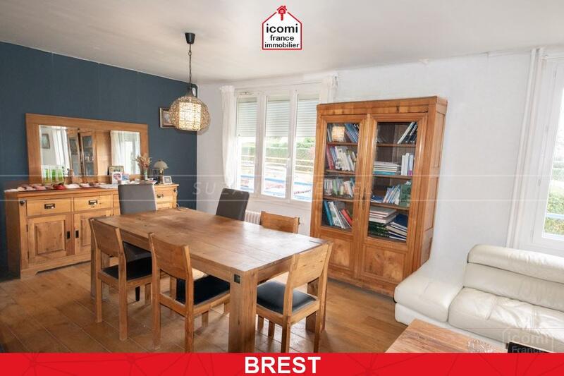 Maison - 98 m² - 5 pièces