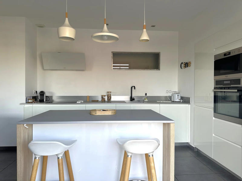 Villa - 220 m² - 7 pièces