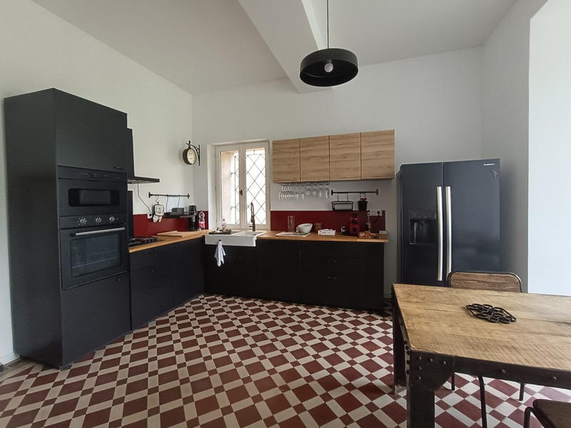 Maison ancienne - 250 m² - 7 pièces