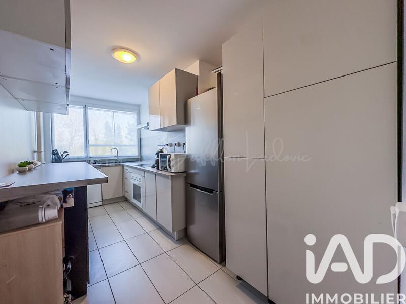 Appartement - 90 m² - 5 pièces