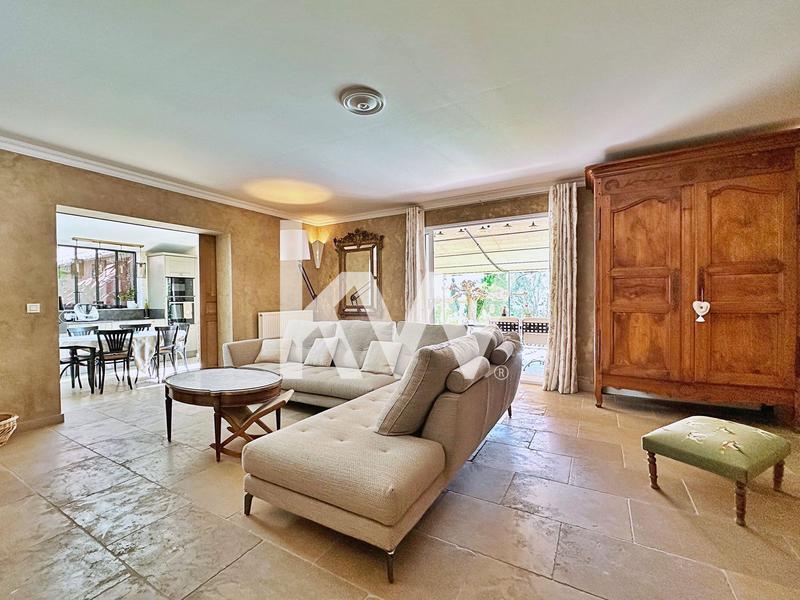 Maison - 125 m² - 5 pièces