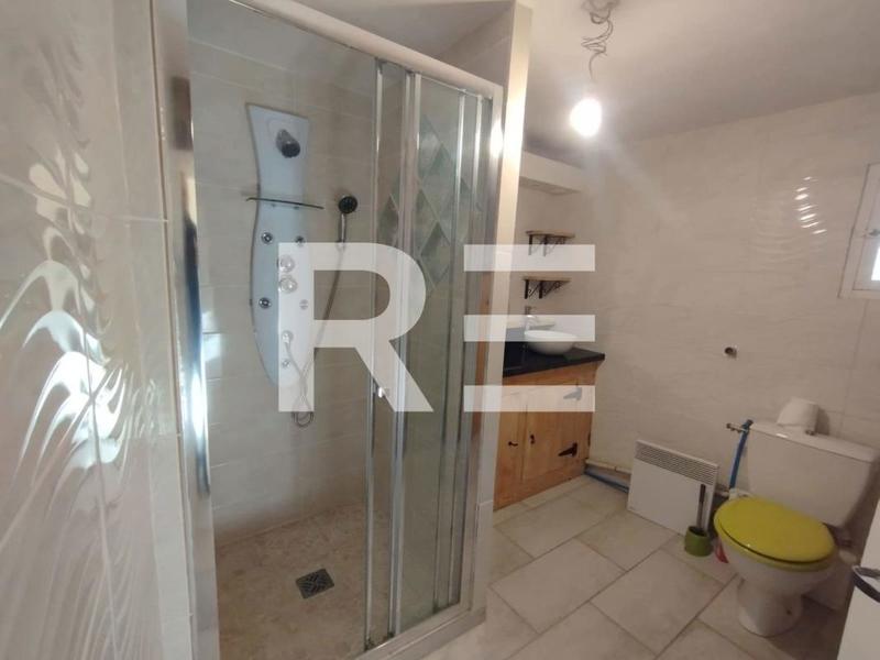 Immeuble - 93 m² - 4 pièces