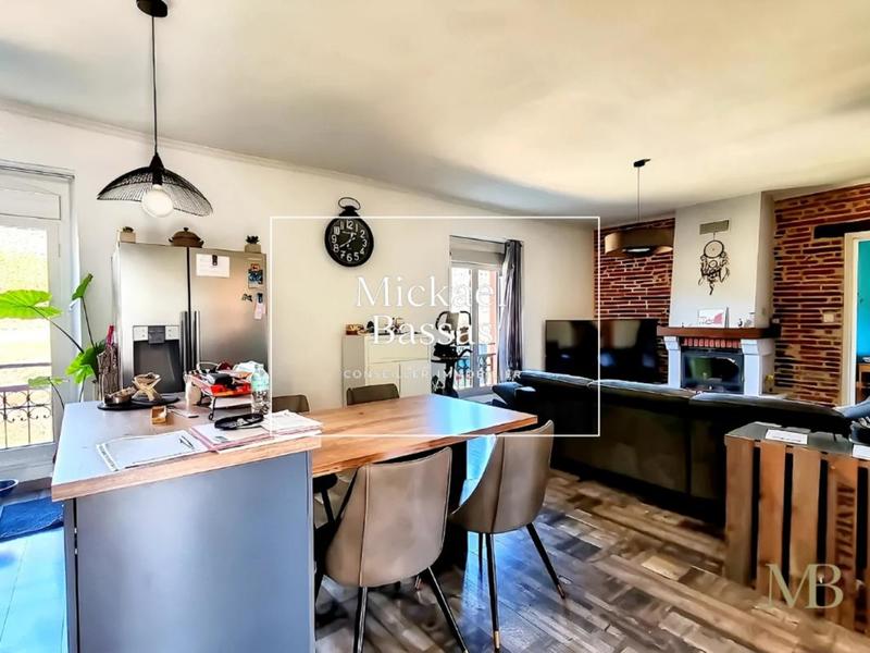 Maison - 102 m² - 4 pièces