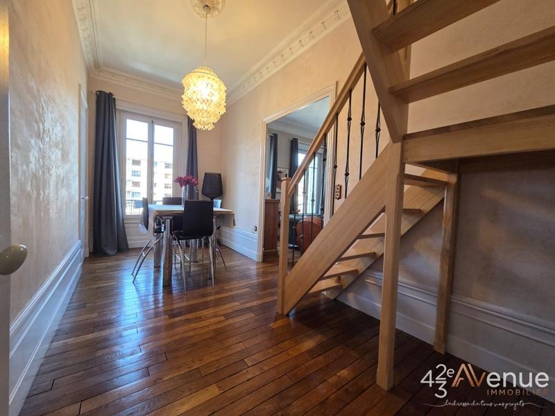 Appartement - 130 m² - 5 pièces