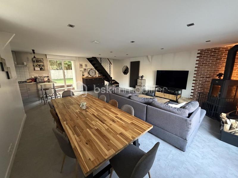 Maison - 105 m² - 5 pièces