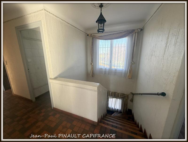 Maison - 163 m² - 8 pièces