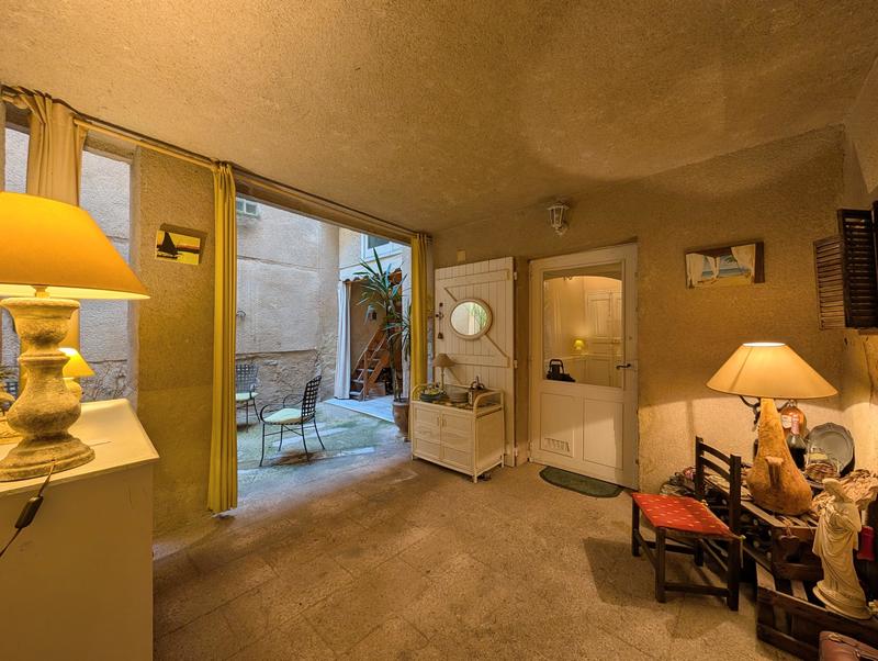 Maison ancienne - 319 m² - 9 pièces