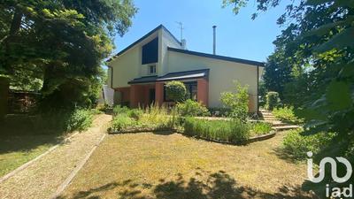 Maison de maîtres - 217 m² - 8 pièces