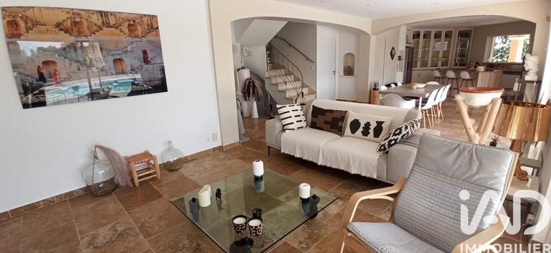 Maison - 154 m² - 7 pièces